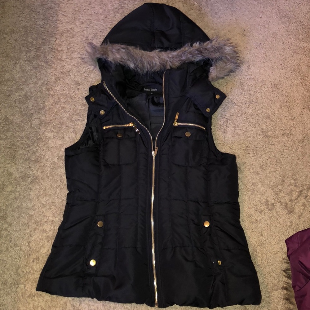 Black vest with furry hood